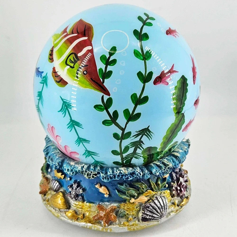 unmarked tropical aquarium